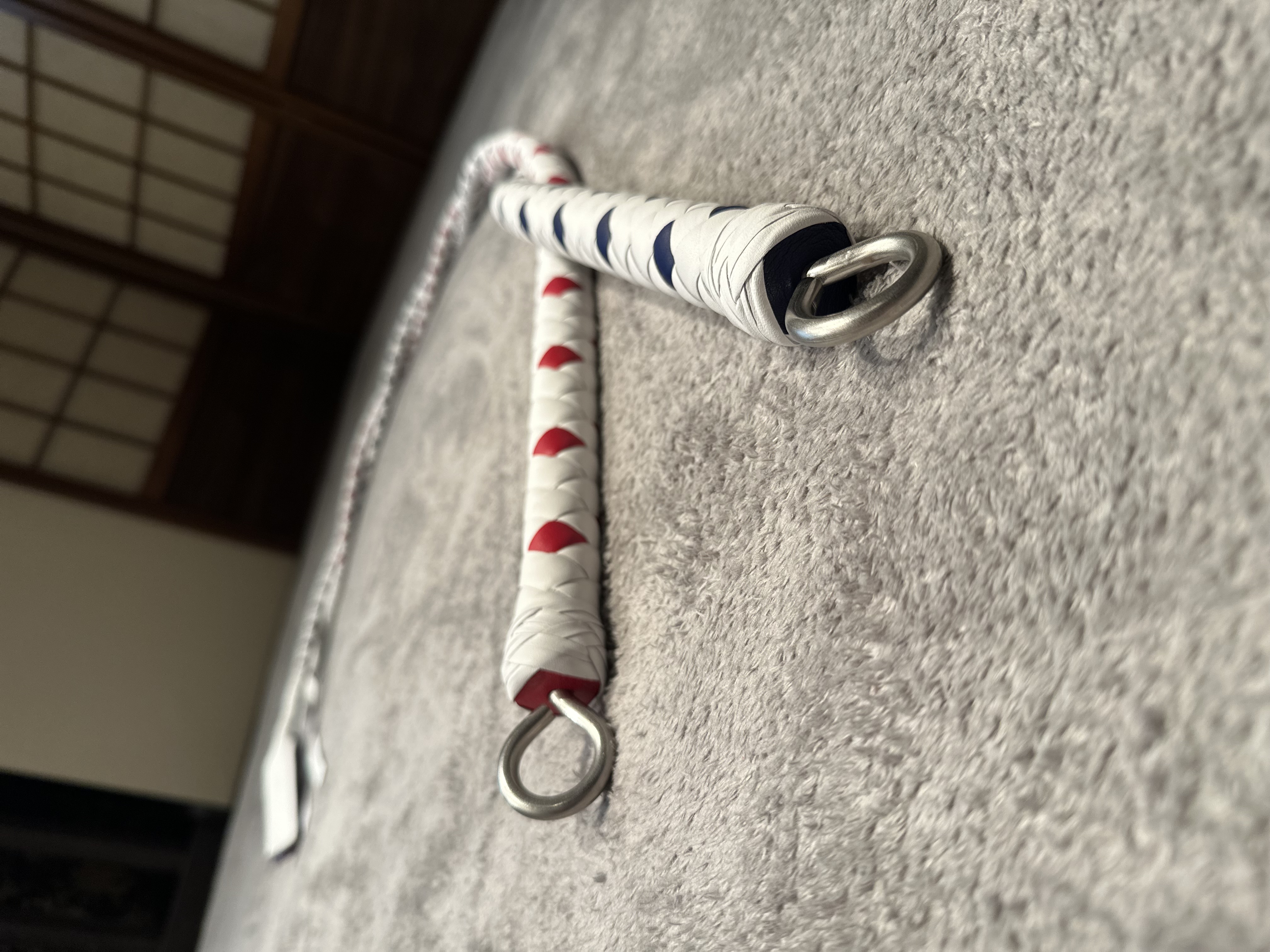 KAITO（カイト） 一本鞭乳首挟み飛ばし