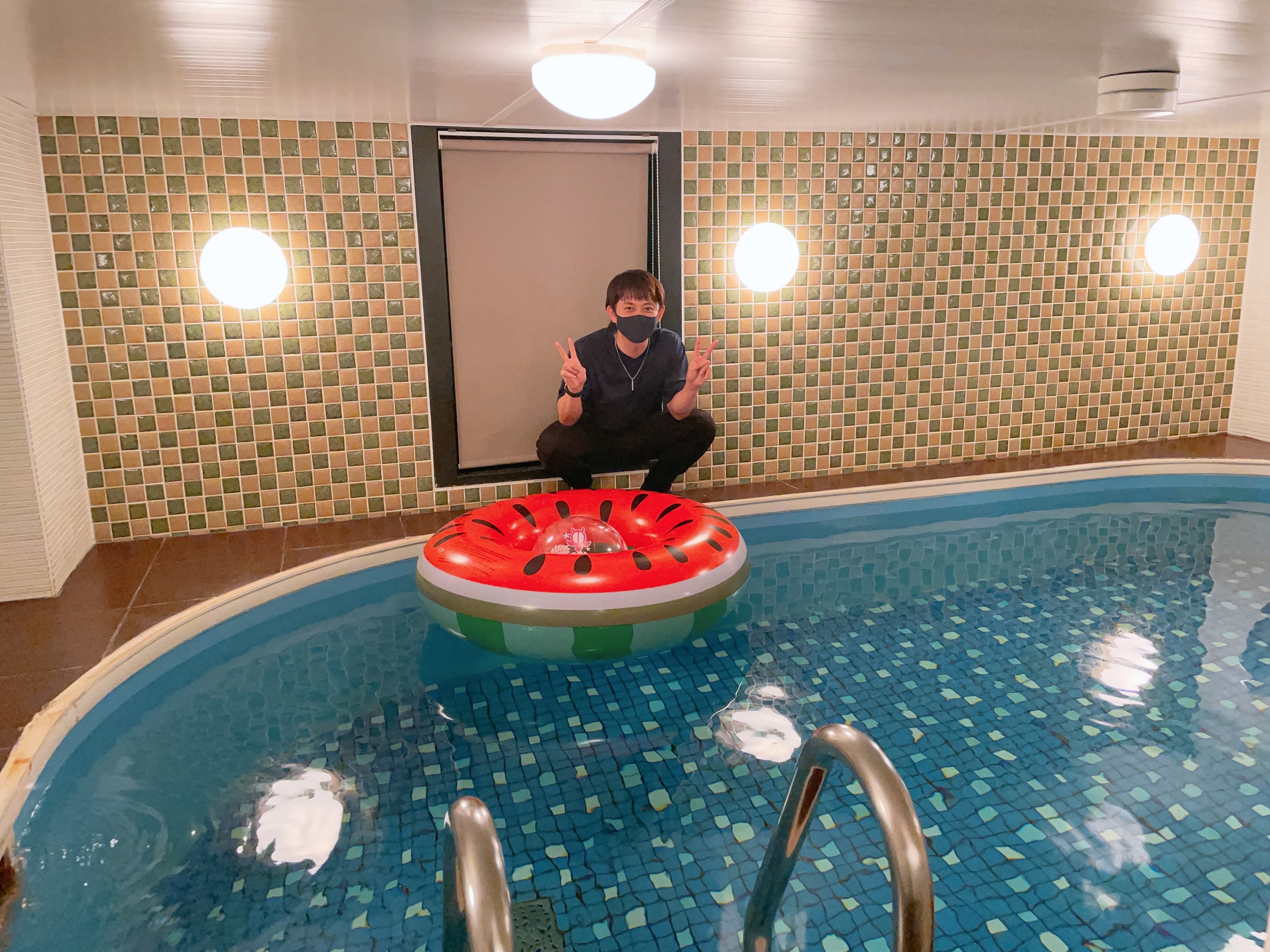 KEN（ケン） 🏊サウナ＆プール付きホテル🏊