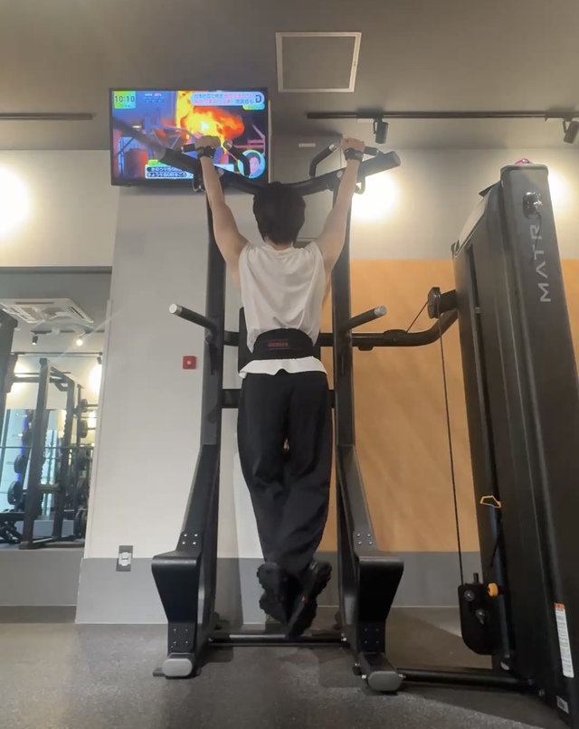 YUHI（ユウヒ） 10kg加重懸垂